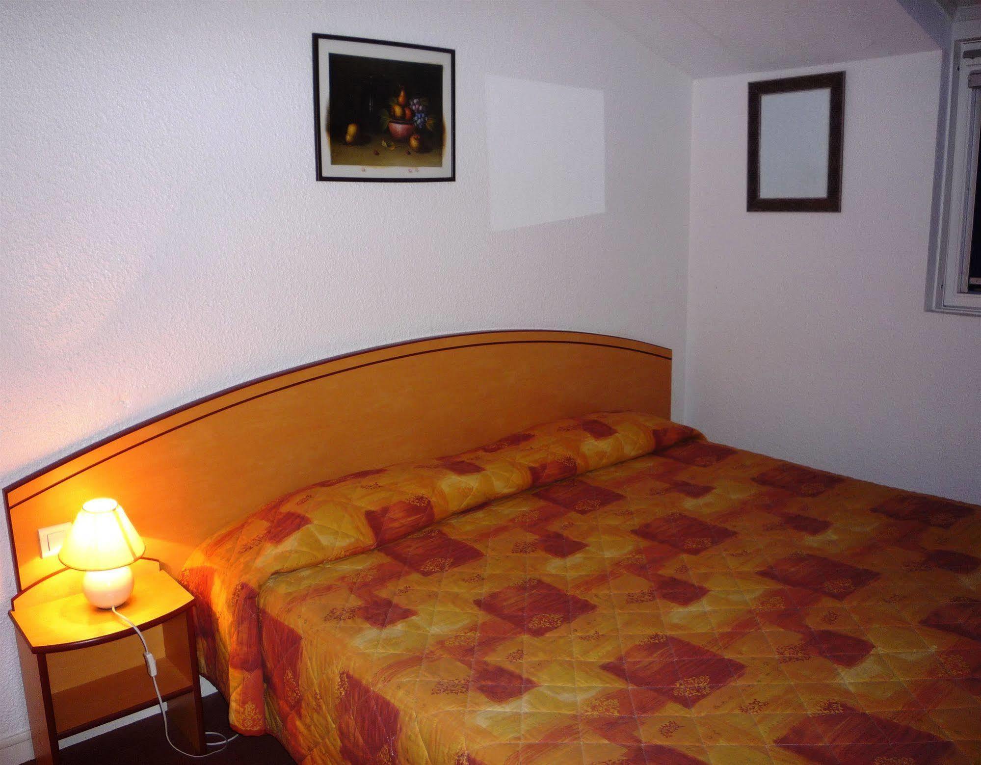 Pont-du-Casse Cit'Hotel- Hotel D'Occitanie מראה חיצוני תמונה